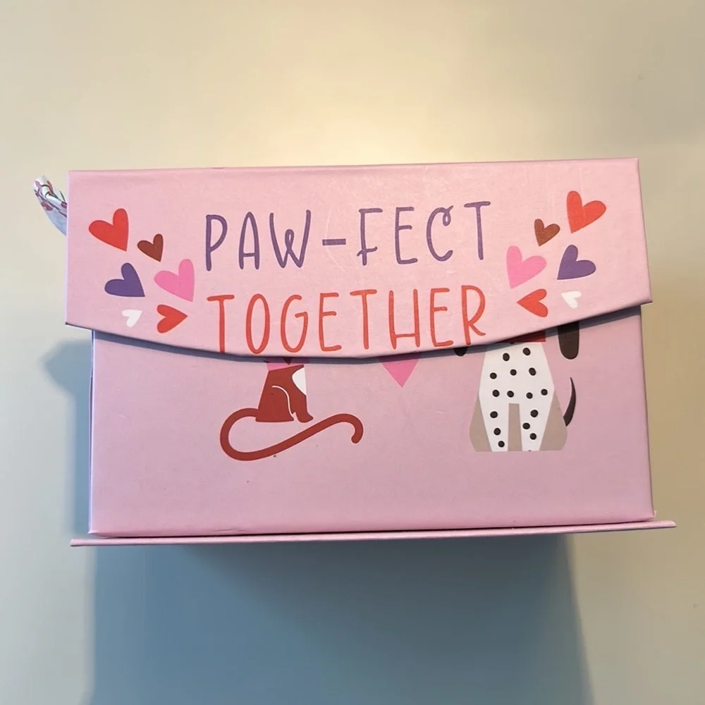 N/A paw fect